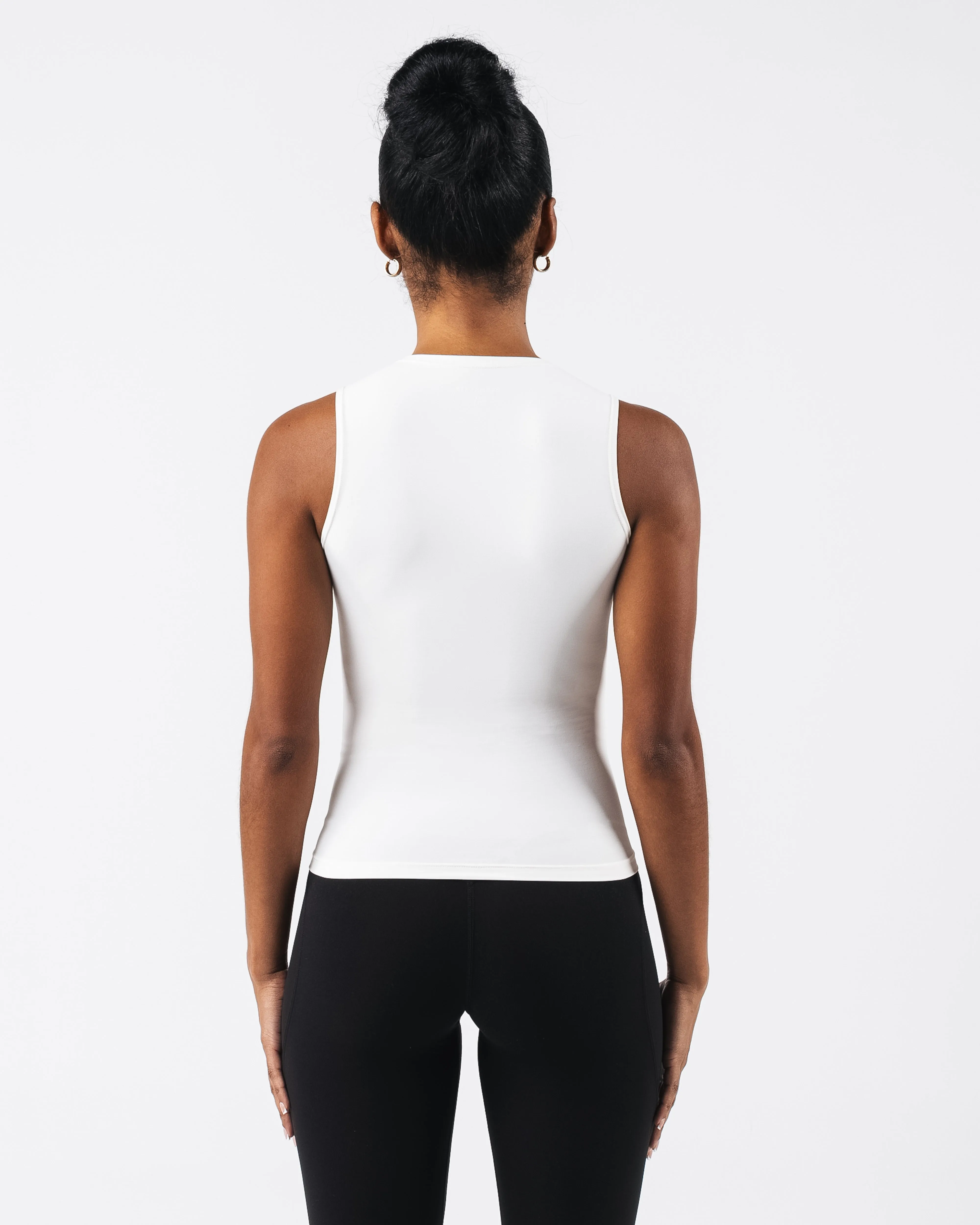 Basics Tank - Lace