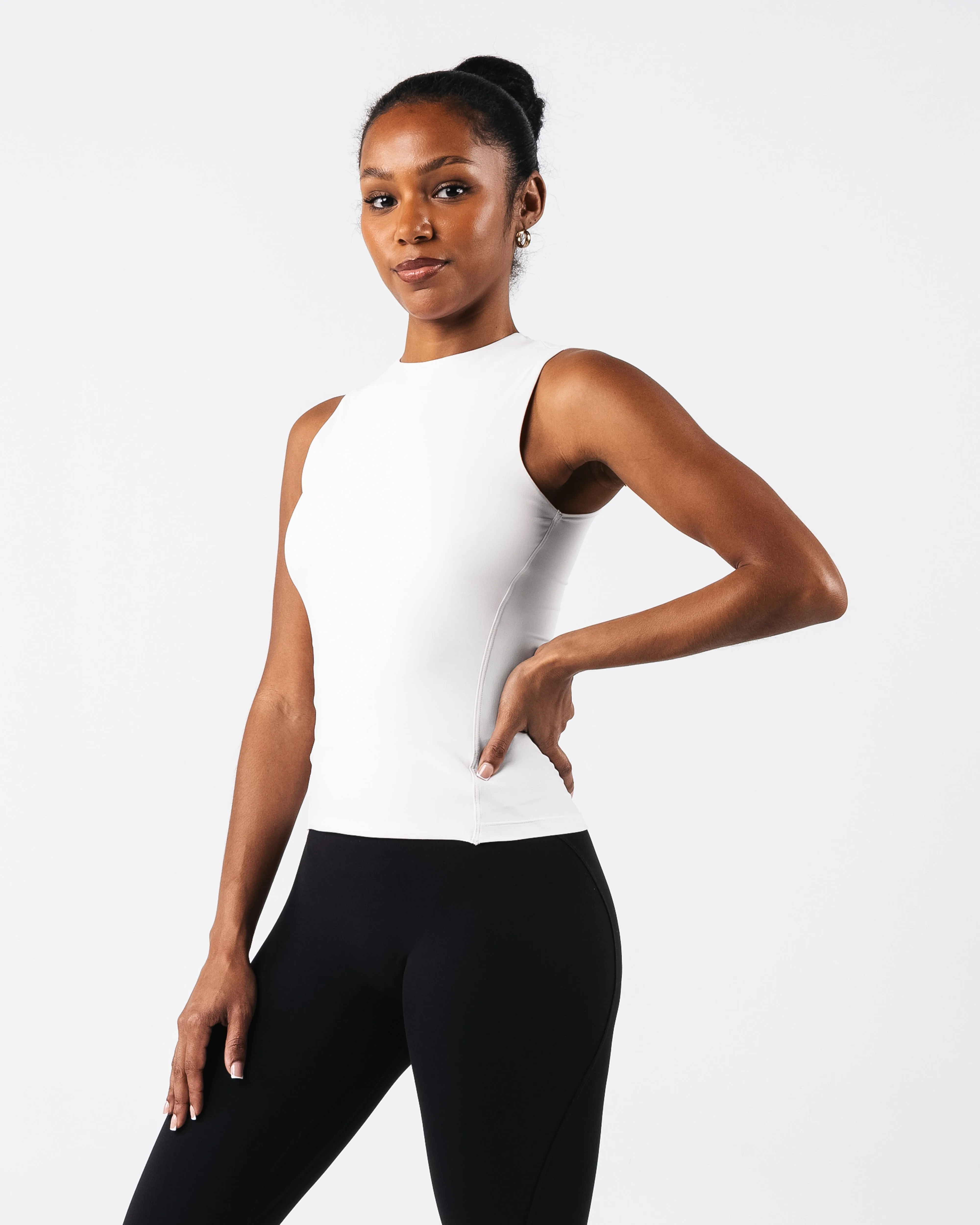 Basics Tank - Lace