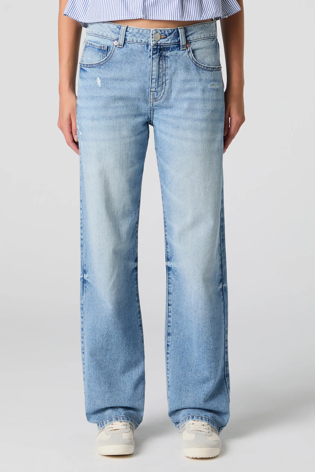 Medium Wash Rigid Distressed Slouchy Straight Leg Jean