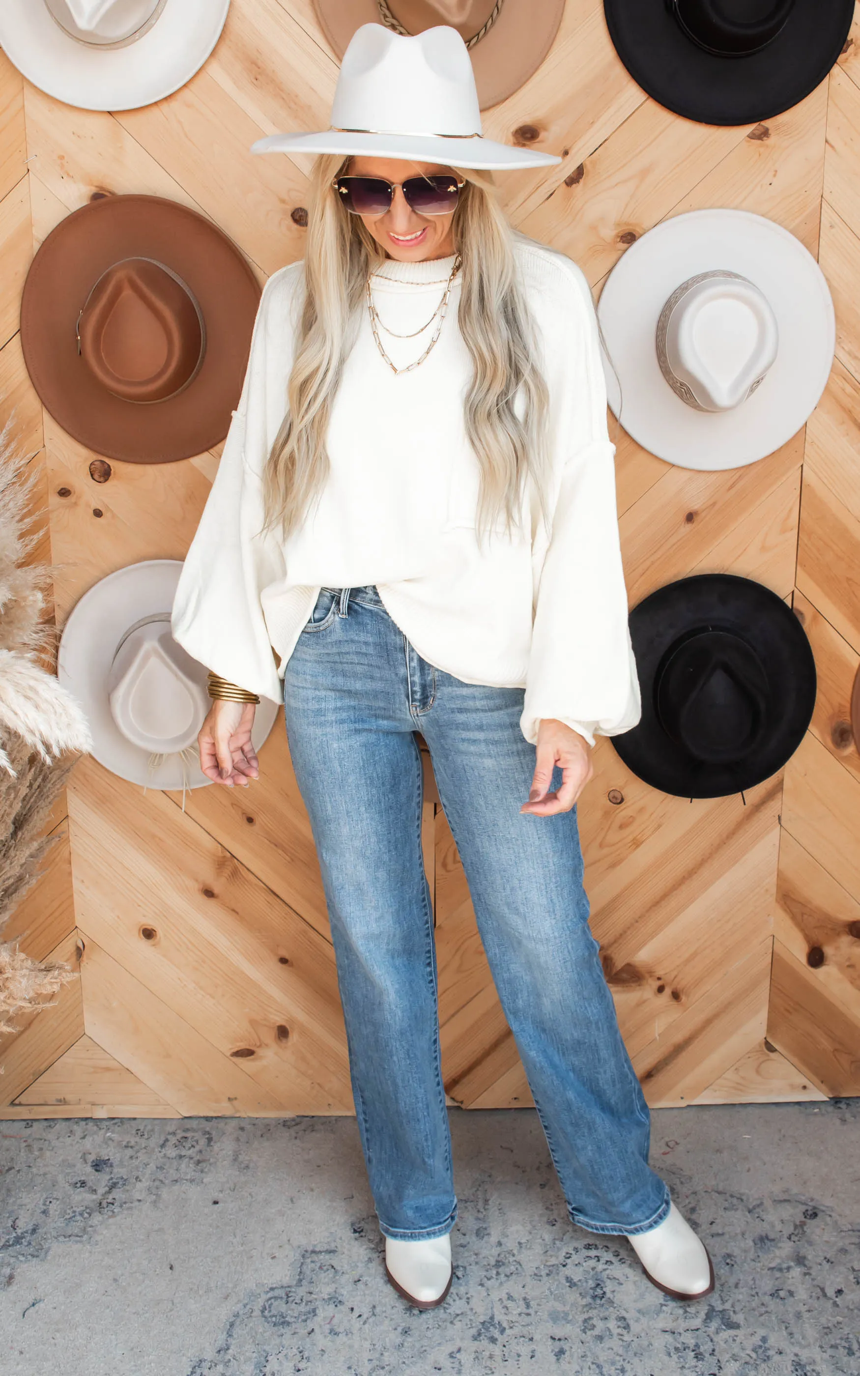 Mid Rise Medium Wash Wide Leg Denim Jean | Judy Blue. - Final Sale
