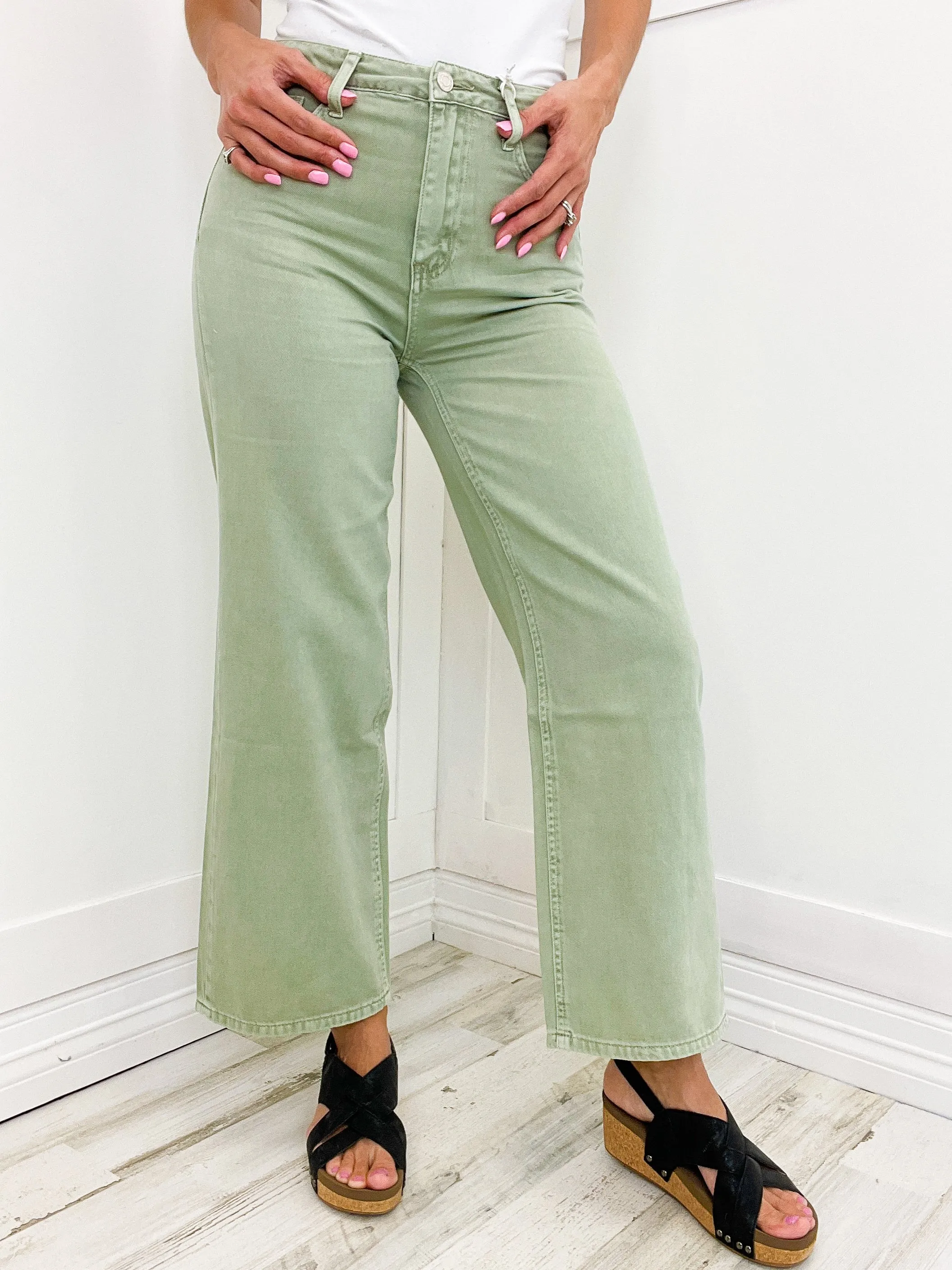 Vervet High Rise Wide Ankle Jeans in Desert Sage